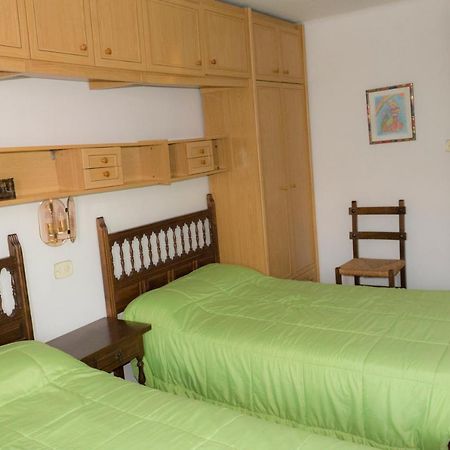 Casa Blascosanz - piso para 6 personas en el pirineo Hecho Bagian luar foto
