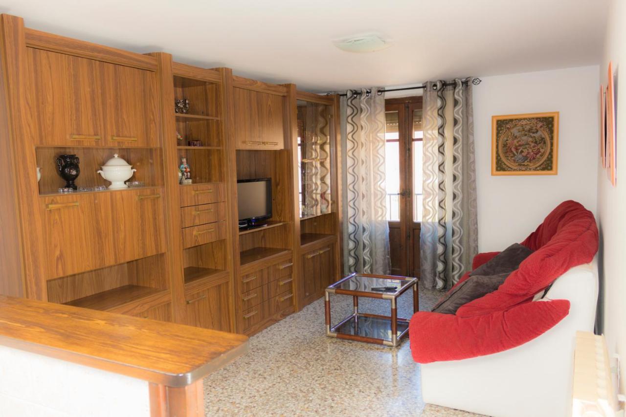 Casa Blascosanz - piso para 6 personas en el pirineo Hecho Bagian luar foto