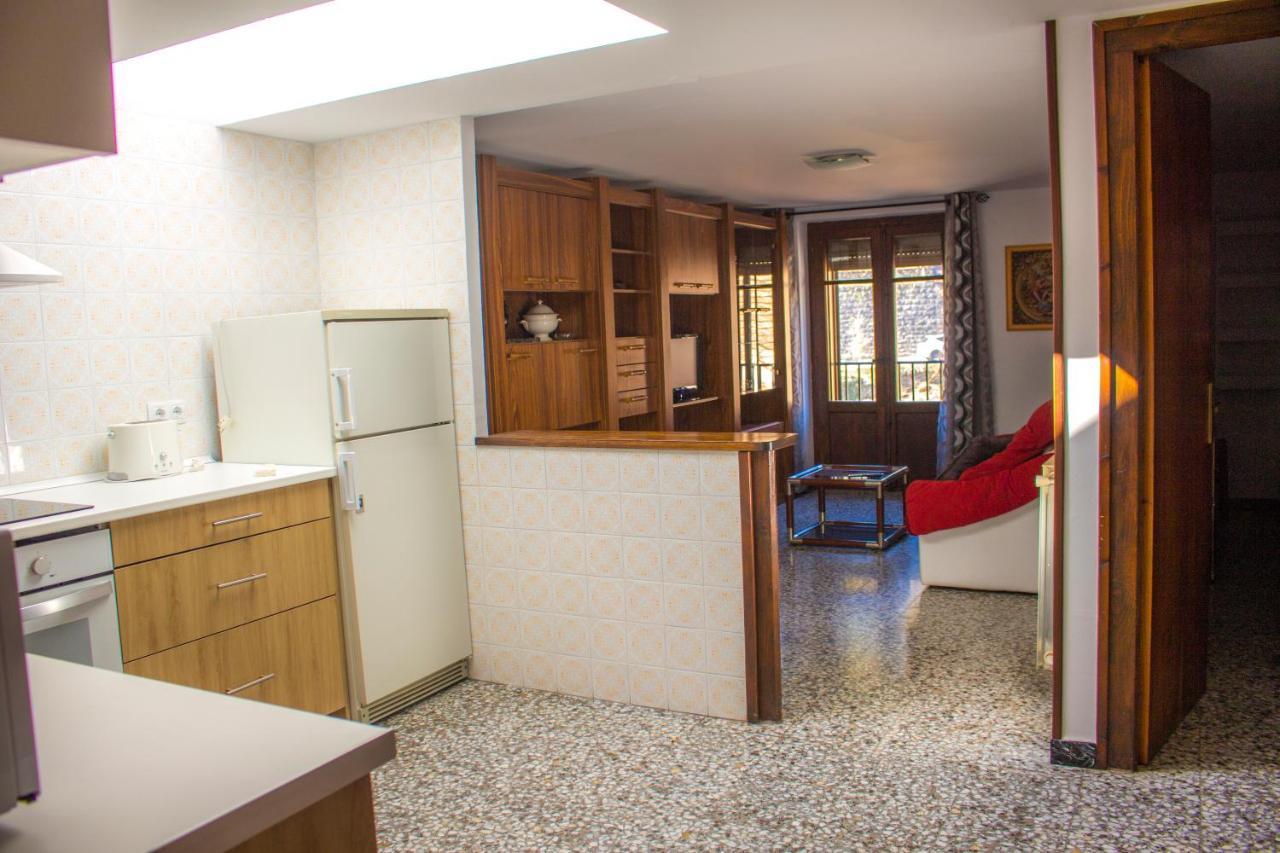 Casa Blascosanz - piso para 6 personas en el pirineo Hecho Bagian luar foto