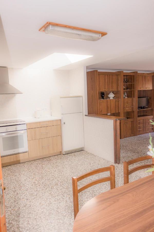 Casa Blascosanz - piso para 6 personas en el pirineo Hecho Bagian luar foto