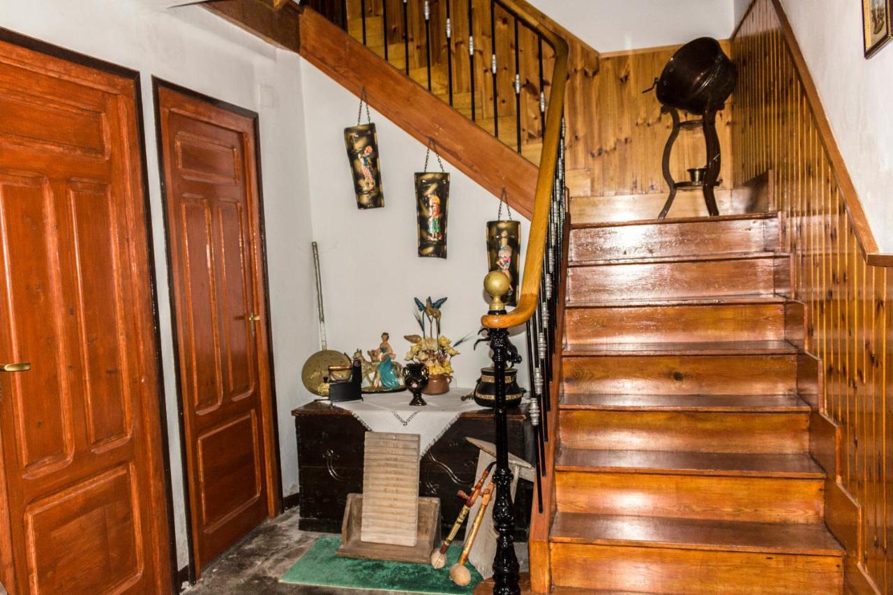 Casa Blascosanz - piso para 6 personas en el pirineo Hecho Bagian luar foto