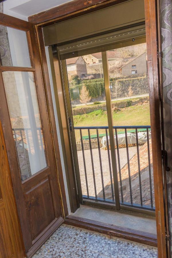 Casa Blascosanz - piso para 6 personas en el pirineo Hecho Bagian luar foto